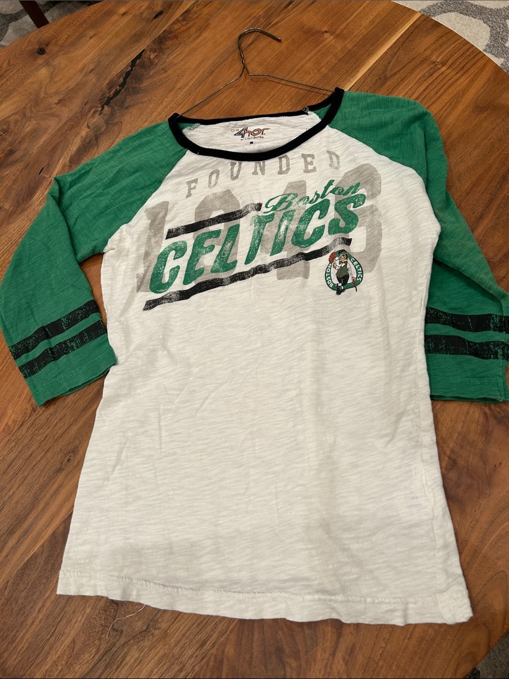 High quality rare Boston Celtics shirt